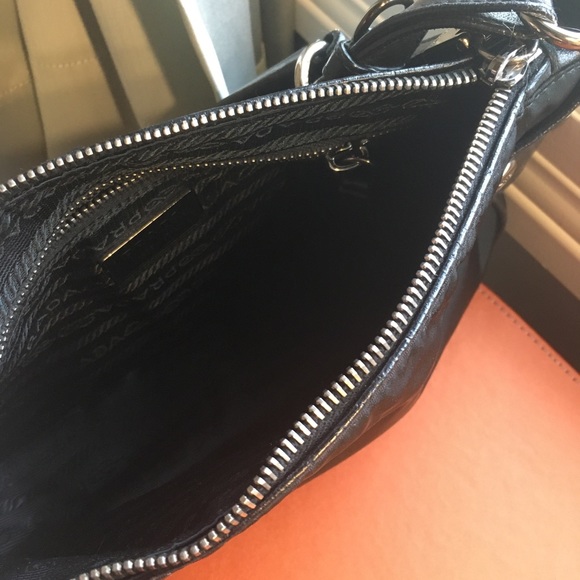 PRADA Tessuto + Nappa S in Nero - Picture 6 of 12